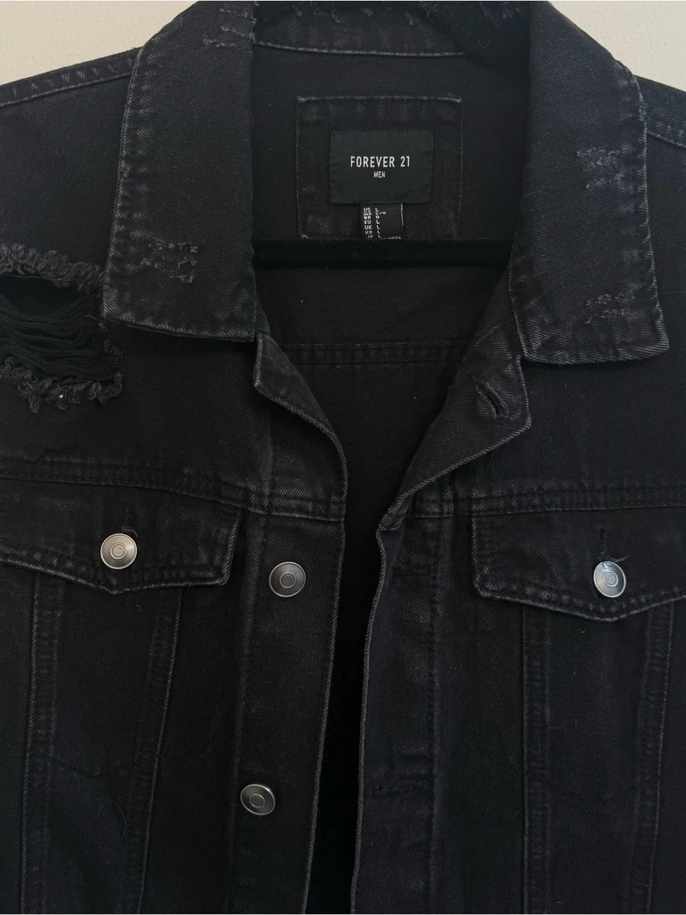 Forever 21 Men’s Black Distressed Denim Jacket